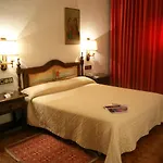 Temple Hotell