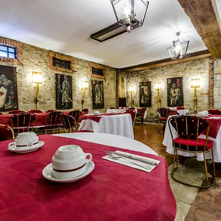 Temple Hotell