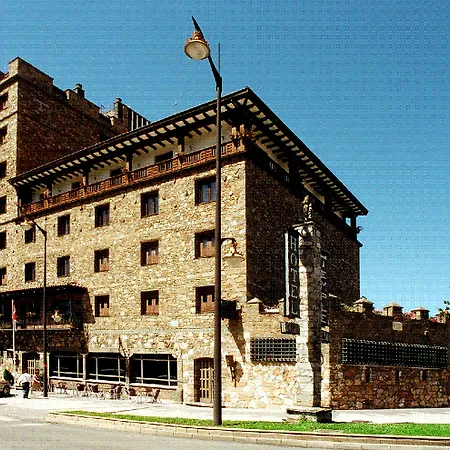 Temple Hotel