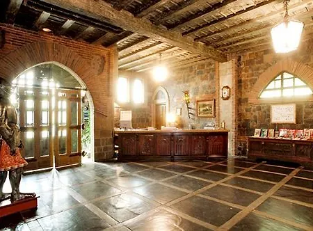 Temple Hotel 4*