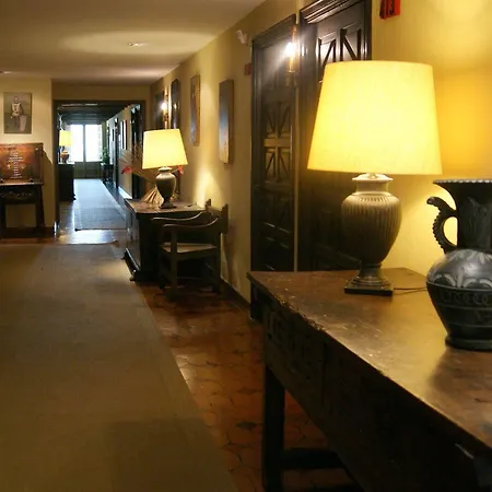 Hotel Temple 4*